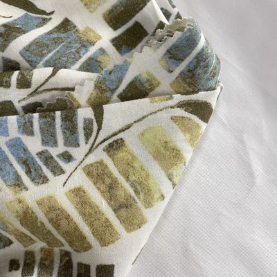 Summer Hot Fabric Rayon 68*68 Density for Customized Suiting Design
