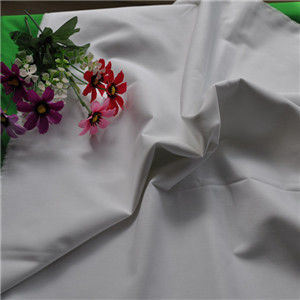 110*76 Density Woven Poplin Fabric for Pocketing Made of Polyester/Cotton Material